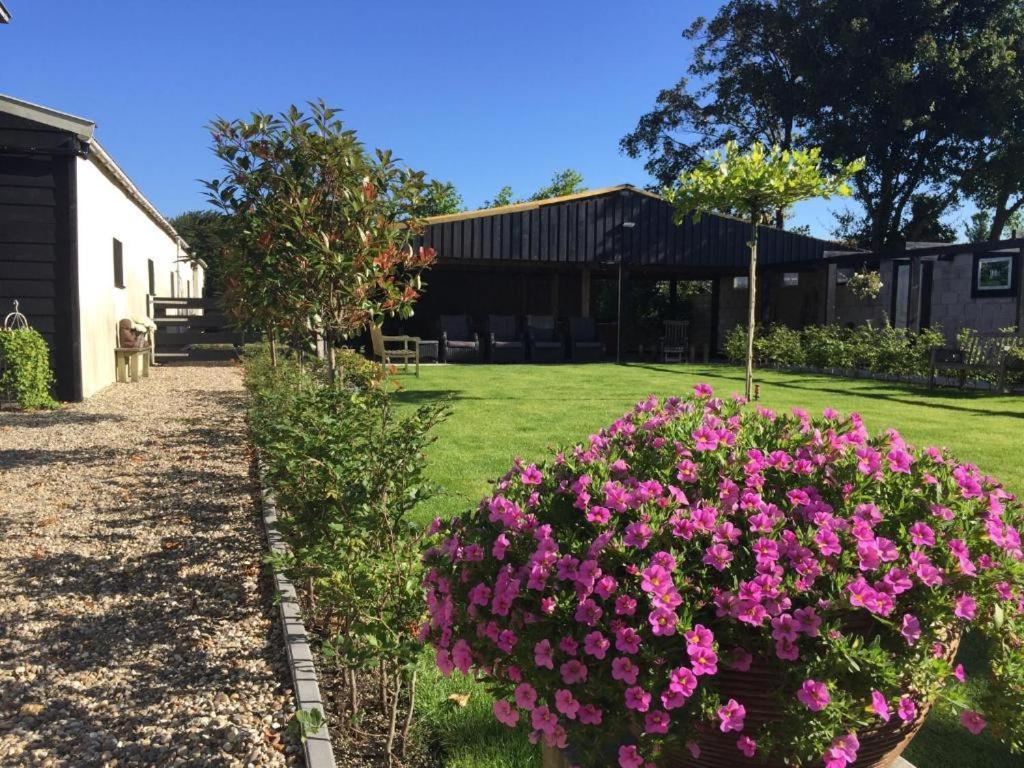 T Slot Opperdoes 64 Bed & Breakfast Exterior foto
